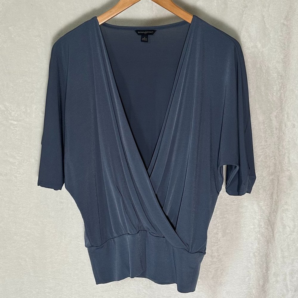 Banana Republic 3/4 Sleeve Surplice Top
